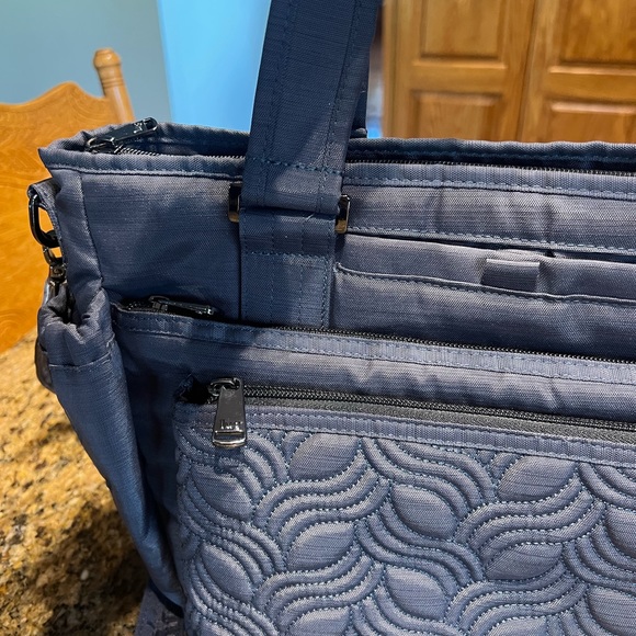 CHARTER LUG BAG - Picture 4 of 16